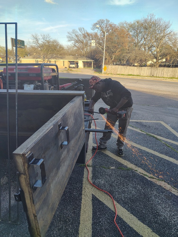 TMD Consultation working on a service trailer